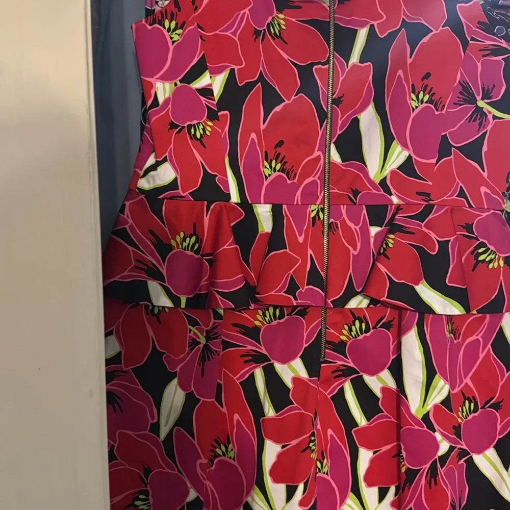 KATE SPADE Sz 14 RIO SLEEVELESS PEPLUM DRESS SHEATH Floral TROPICAL RED/PINK. - Picture 5 of 16